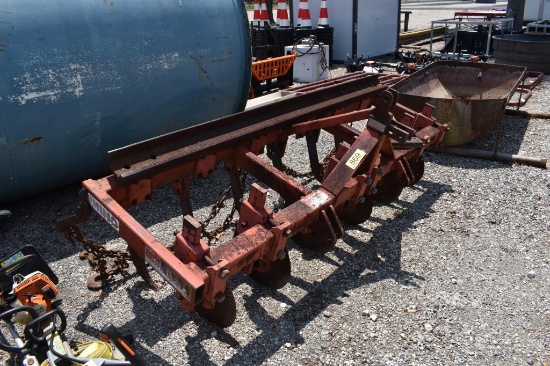 RHINO 6 SHANK PASTURE AERATOR
