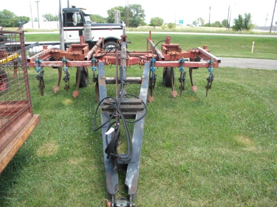 Ih V-ripper On Caddy