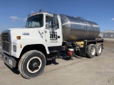 1991 Ford L8000 Tandem Tender Truck