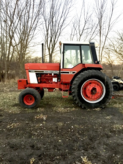 1979 IH 1486 Tractor