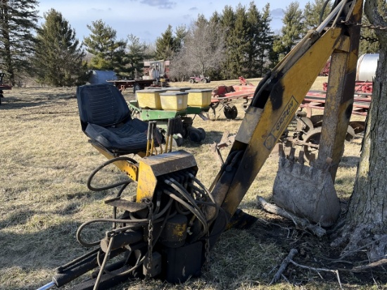 Grizzly 3pt. Hitch Backhoe
