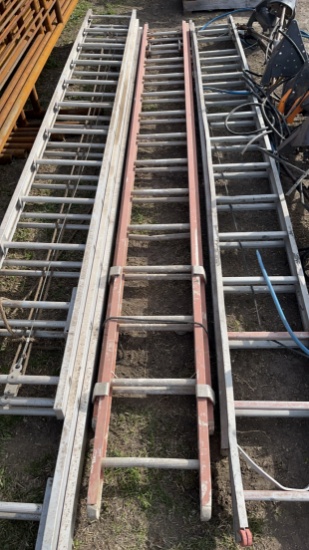 28 Ft Fiberglass Extension Ladder