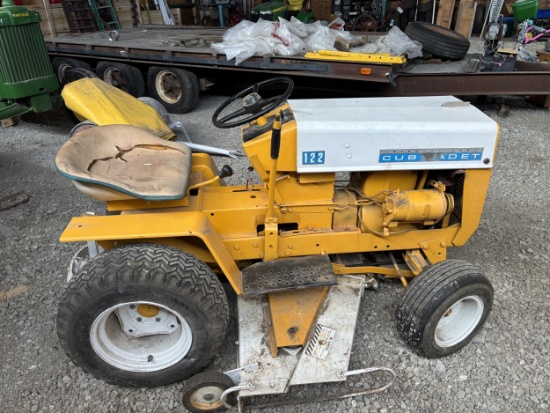 Cub Cadet 122 Lawn Mower