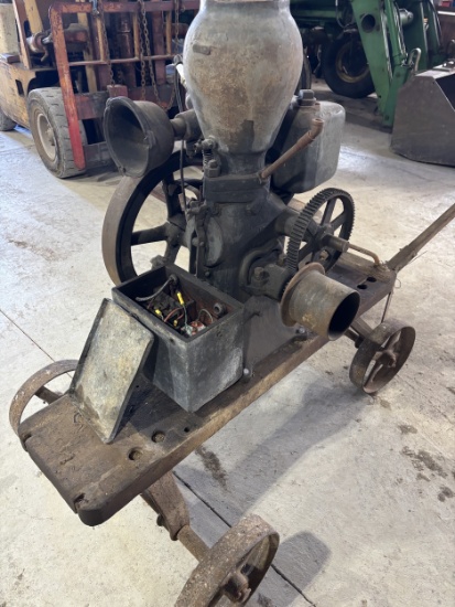 Monitor Upright Motor