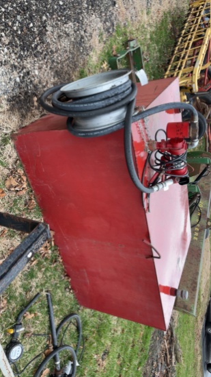 500 Gallon Transfer Tank W/ Electric Pump