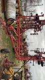 Case IH 4900 Field Cultivator