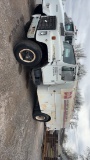 IH S1900 Fuel Truck