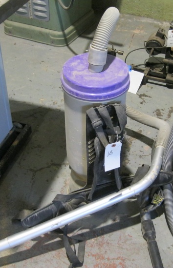 Backpack Vacuume System