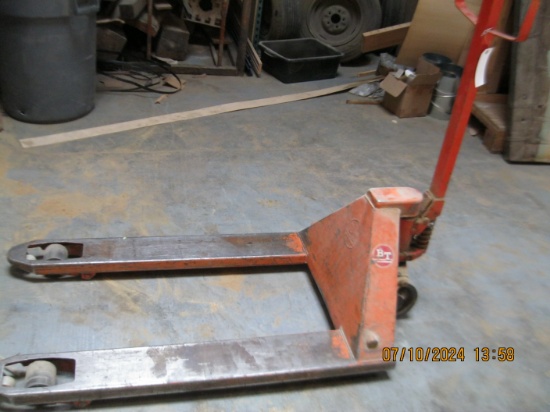 BT Pallet Jack