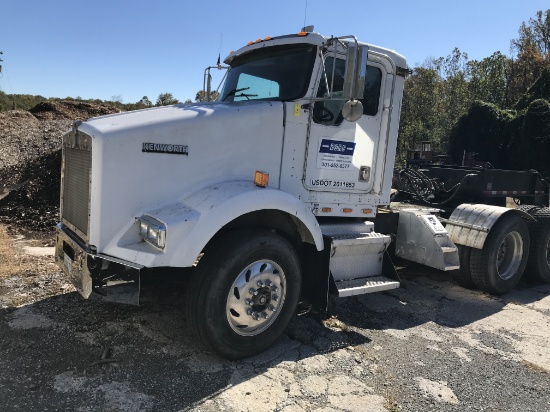 2000 Kenworth Road Tractor T-800