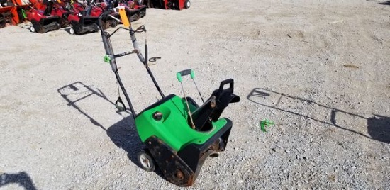 Lawn Boy 21" Single Stage Snow Blower M#: 33005 / S#: 260002801 / Year: 2006 / Engine: 141 CC Briggs