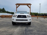 2008 Toyota V6 Crew Cab Pickup Truck 4 x 4