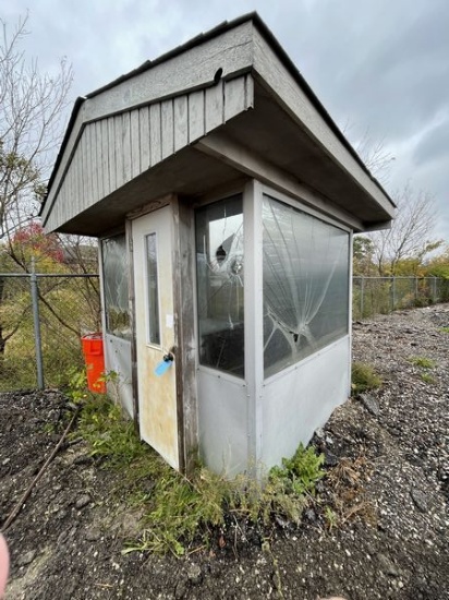 Generic  6.5' X 7.5' Office / Shed
