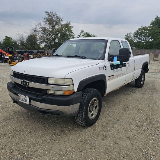 2001 Chevrolet 2500 Pick Up Truck 2500 4x4 V8 Gas