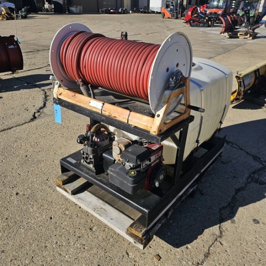 100 Gal Tank Sprayer