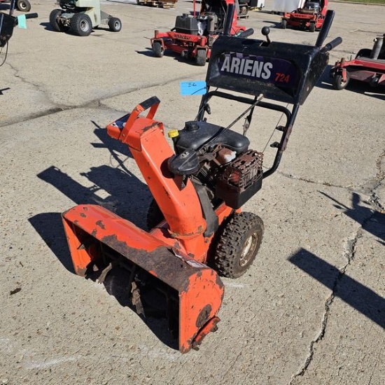 Ariens 32" Two Stage Snow Blower