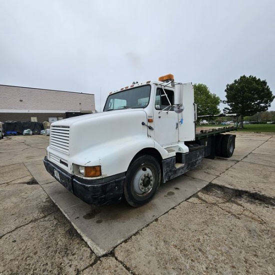1989 International Flatbed Truck