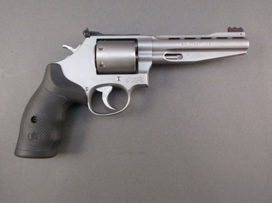 handgun: Smith & Wesson Model 686-6, 357 Revolver, S#DJV0973