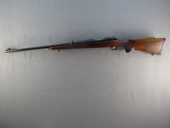 WINCHESTER MODEL 70, 338 WIN MAG BOLT ACTION RIFLE, S#401524