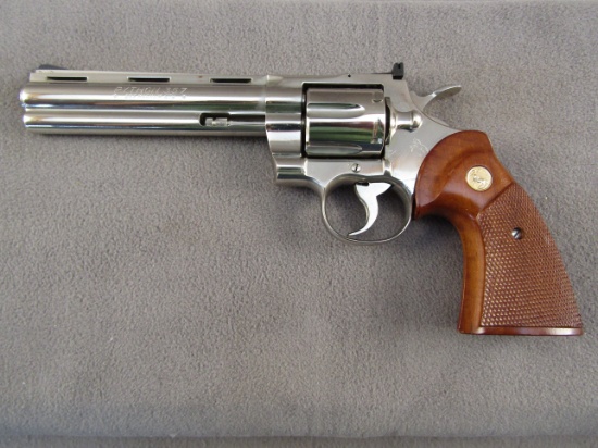 handgun: COLT PYTHON, 357MAG REVOLVER, S#24765E
