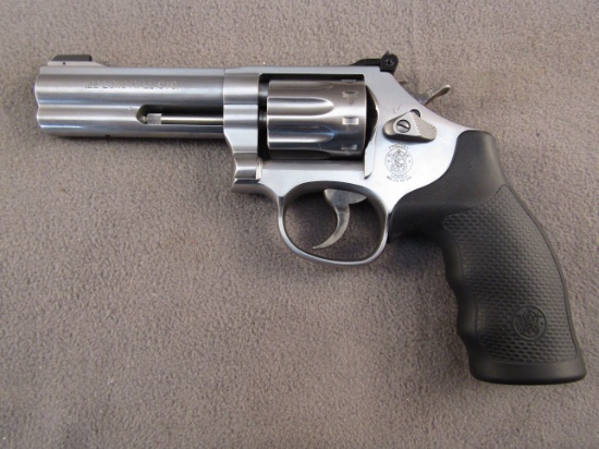 handgun: SMITH & WESSON MODEL 617-6, 22CAL REVOLVER, S#D0F3692