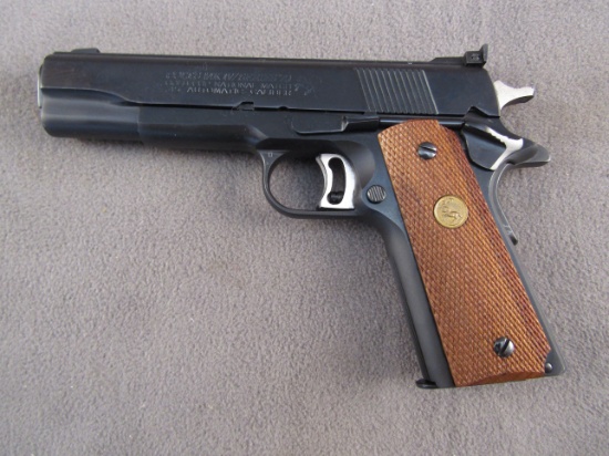 handgun: COLT GOLD CUP NATIONAL MATCH MARK 4 SERIES 70, 45ACP TARGET PISTOL, S#70N64227