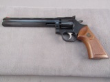 handgun: DAN WESSON 22-VH BULL BARREL, 22LR REVOLVER, S#22B001550