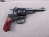 handgun: NAGANT Russian Model 1895, Revolver, 7.62 Nagant, S#V14433