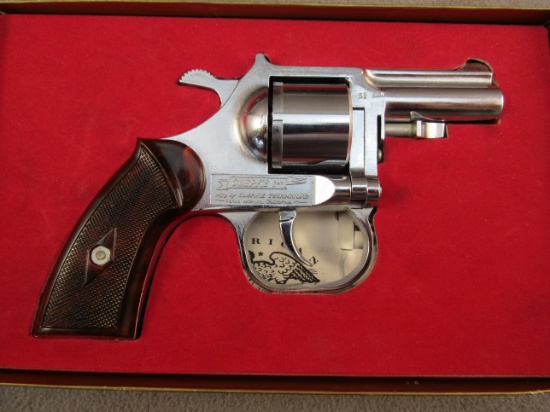 handgun: CLERKE Model CF-32-200, Revolver, 32S&W, 5 shot, 2" barrel, S#780920