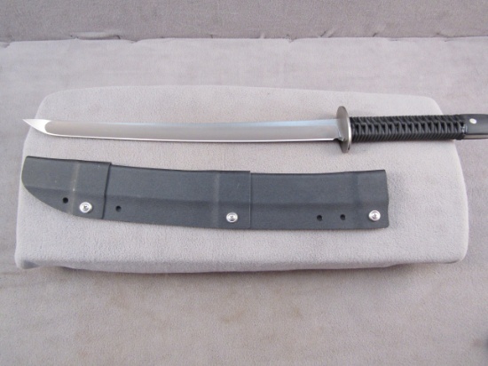 WAKIZASHI Samurai Sword, 15.75" blade length, 8.25" handle length, 24" overall length