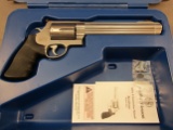 handgun: S&W Model 500 Magnum, Revolver, 500, 5 shot, 8.875
