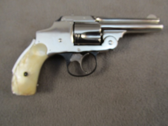 handgun: S&W 3rd Model, Revolver, 38 S&W cal Hammerless, 5 shot, 3.25" barrel, S#77088