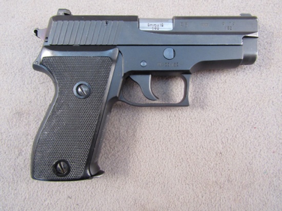 handgun: SIG SAUER Model P6, Semi-Auto Pistol, 9mm, 8 shot, 4" barrel, S#M423182