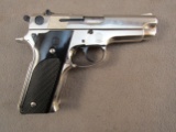 handgun: S&W Model 59, Semi-Auto Pistol, 9mm, 15 shot, 4