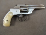 handgun: S&W 3rd Model, Revolver, 38 S&W cal Hammerless, 5 shot, 3.25