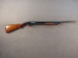 WINCHESTER Model 12, Pump-Action Shotgun, 16g, S#242619