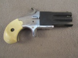 handgun: CDM Model Derringer, Revolver, .22, 2 shot, 2.5