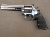 handgun: S&W Model 686, Revolver, .357mag, 7 shot, 6