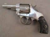 handgun: H&R Model The American Double Action, Revolver, .32, 6 shot, 2.5