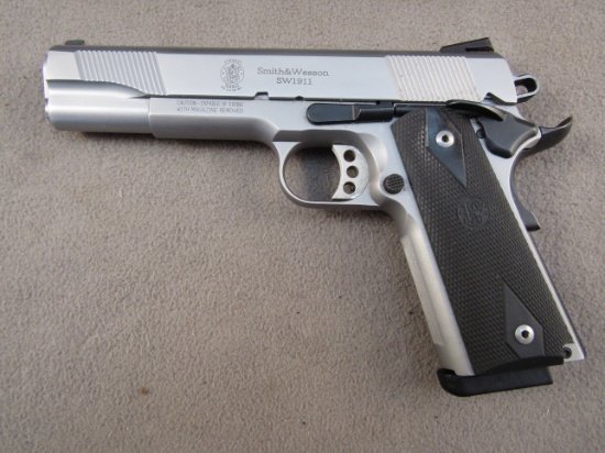 handgun: S&W Model SW1911, Semi-Auto Pistol, .45 auto, 8 shot, 5" barrel, S#UCF4621