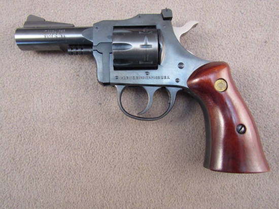handgun: H&R Model 829, Revolver, .22LR, 9 shot, 3" barrel, S#AY088206
