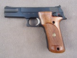 handgun: S&W Model 422, Semi-Auto Pistol, .22LR, 10 shot, 2