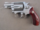 handgun: S&W Model Lady Smith 060, Revolver, .38, 5 shot, 1.875