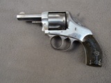 handgun: H&R Model The American, Revolver, .32, 6 shot, 2.5