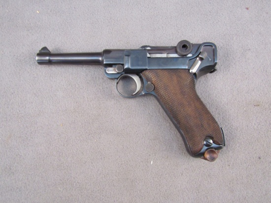 handgun: DWM Model P08, Semi-Auto Pistol, 9mm para, 8 shot, 4" barrel, S#3431M