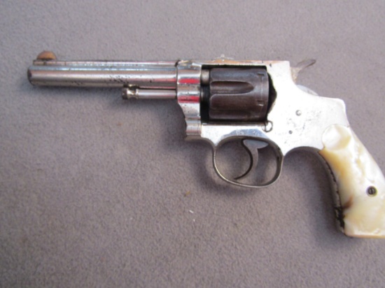 antique handgun: S&W Model 1896, Revolver, .32S&W, 6 shot, 4" barrel, S#9545