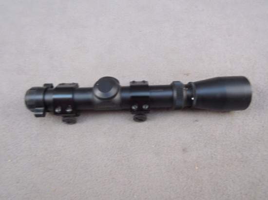 scope: LEUPOLD Vari-XII, 1x4, S#2102036, with rings, box is missing bottom