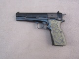 handgun: BROWNING Model Hi Power, Semi-Auto Pistol, 9mm, 13 shot, 4.5