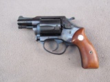 handgun: CHARTER ARMS Model Undercover, Revolver, .38, 5 shot, 2