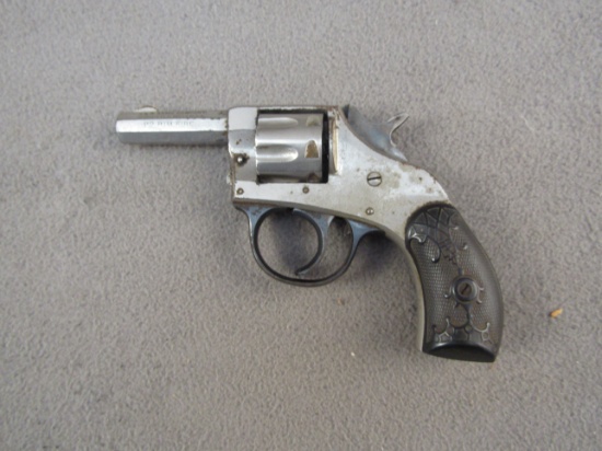 handgun: H&R Model Young America Double Action, Revolver, .22Rim, 7 shot, 2" barrel, S#455383